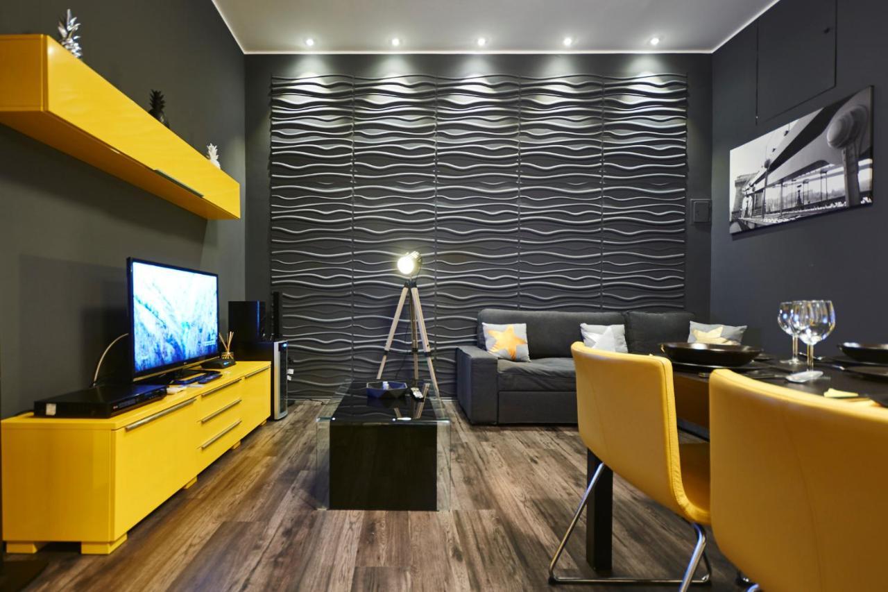 Central Location Yellow-Black Apartment Budapešť Exteriér fotografie