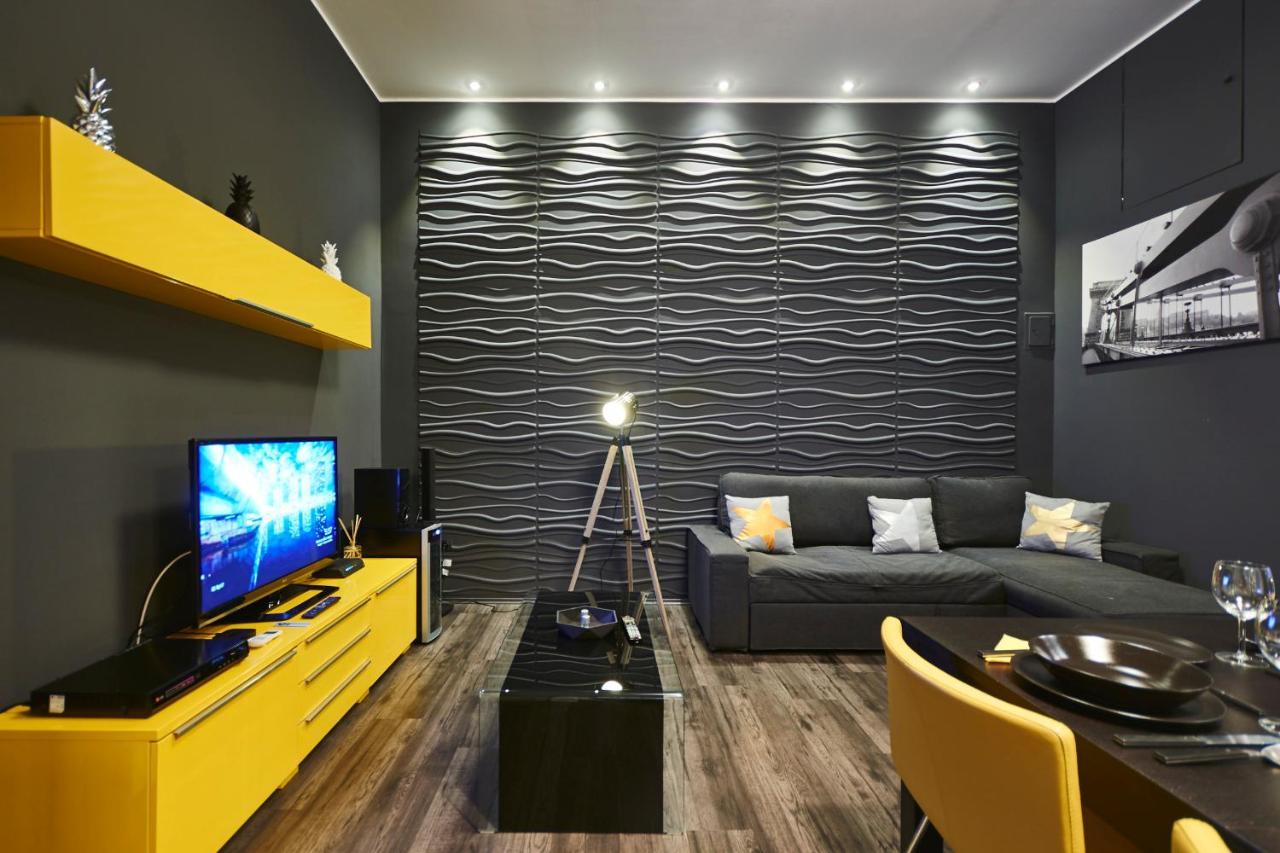 Central Location Yellow-Black Apartment Budapešť Exteriér fotografie